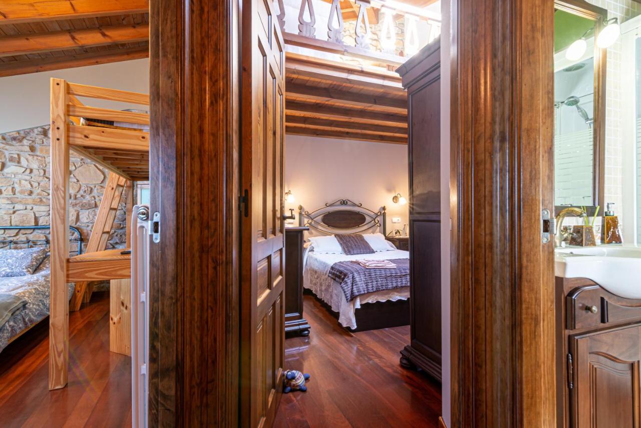 La Curuxa Villa Colunga Exteriör bild